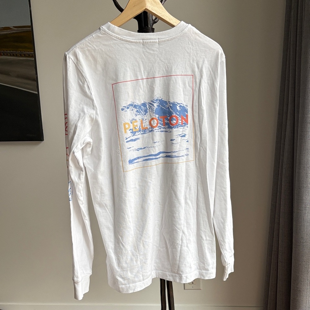 Peloton Graphic White Long Sleeve Tee